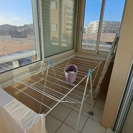 Le Reve Mediteranneen, Vue Sur La Et Piscine *